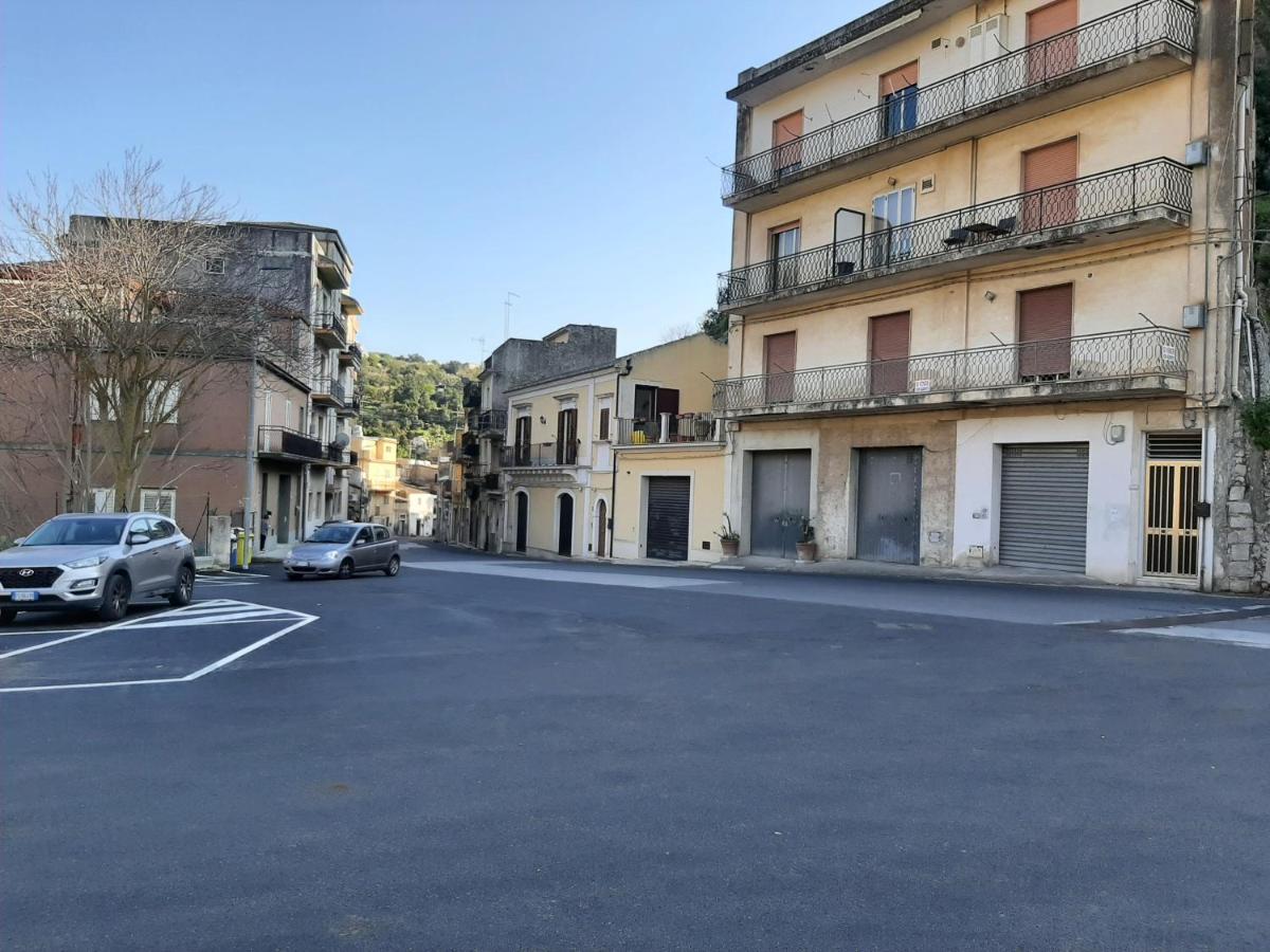 Casa Fontana Villa Modica Buitenkant foto