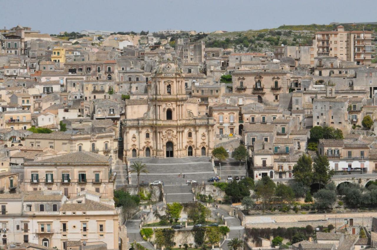 Casa Fontana Villa Modica Buitenkant foto
